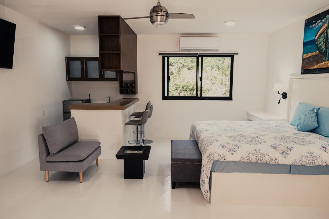 Royal Palm Bacalar Cabanas & Lagoon Club ภายนอก รูปภาพ
