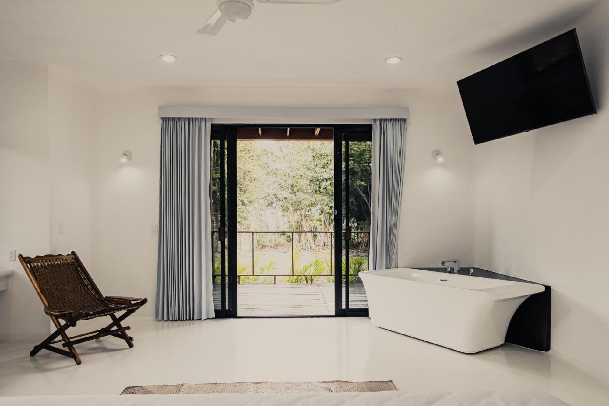 Royal Palm Bacalar Cabanas & Lagoon Club ภายนอก รูปภาพ