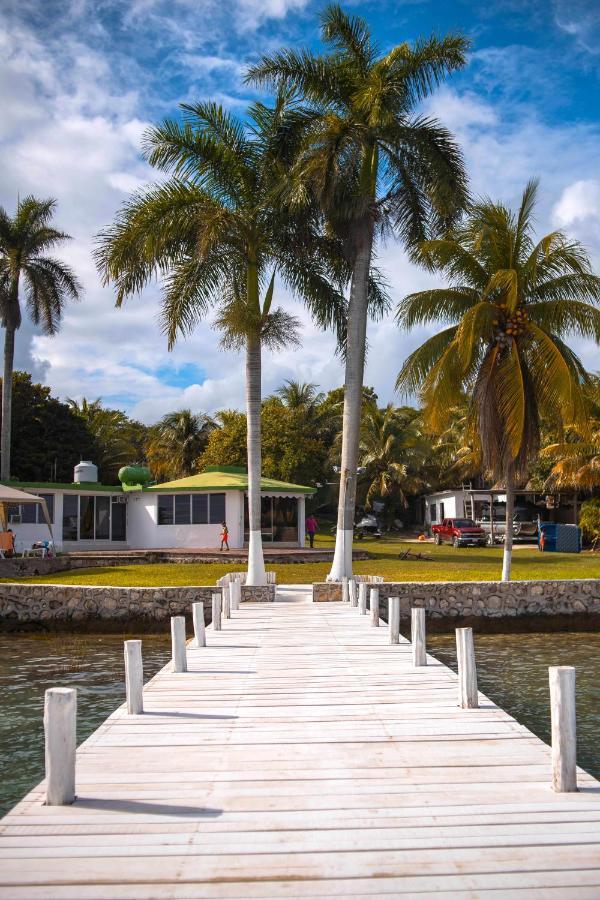 Royal Palm Bacalar Cabanas & Lagoon Club ภายนอก รูปภาพ
